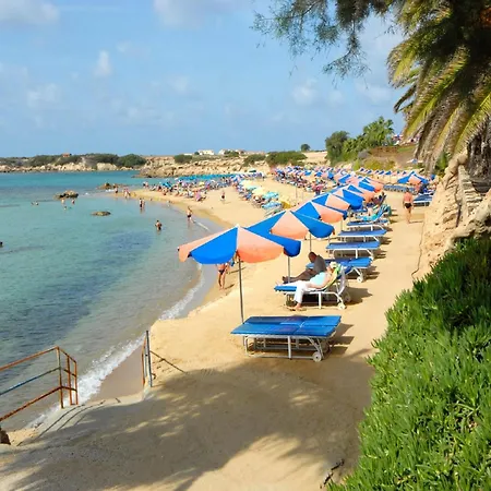 Coralia Gardens 1km From Bahía de Coral
