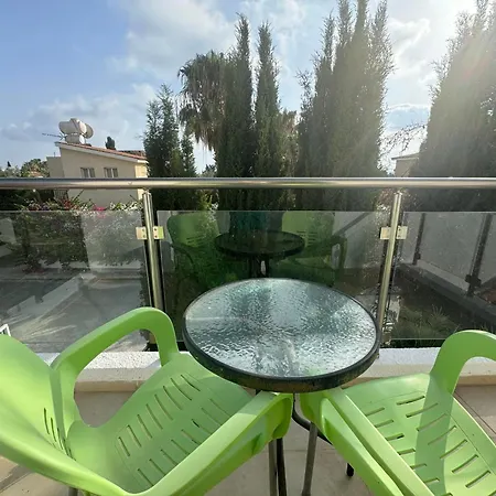 Coralia Gardens 1km From * Coral Bay