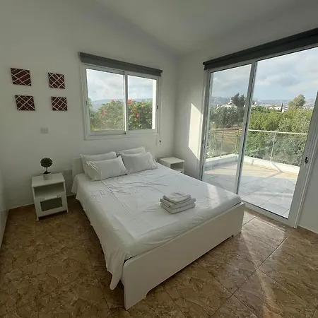 Coralia Gardens 1km From Coral Bay