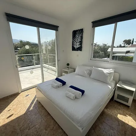 Coralia Gardens 1km From Golful Coralilor